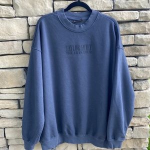NWT Taylor Swift Eras Tour Blue Gray Crewneck size XL